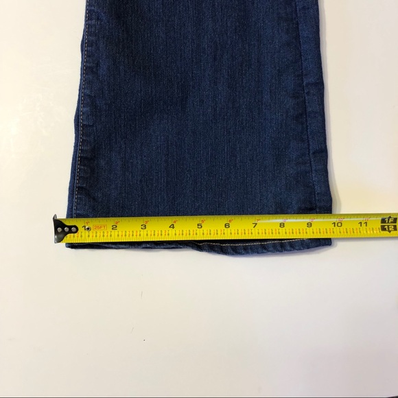 Paige Skyline Fit Blue Jeans - Picture 6 of 8